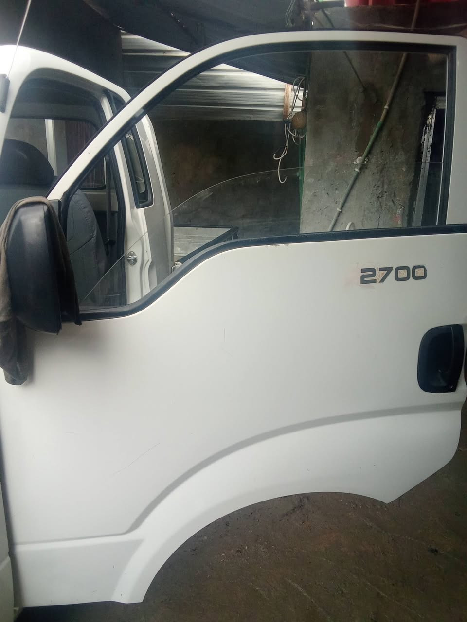 السلام عليكم
2016 بابل مكفوله فقط باب السائق شبر صبغ والباقي كفاله ماشيه 147 الف شرط التحويل  السعر 112 وبيه مجال بسيط  بابل القاسم  ***********

***********
