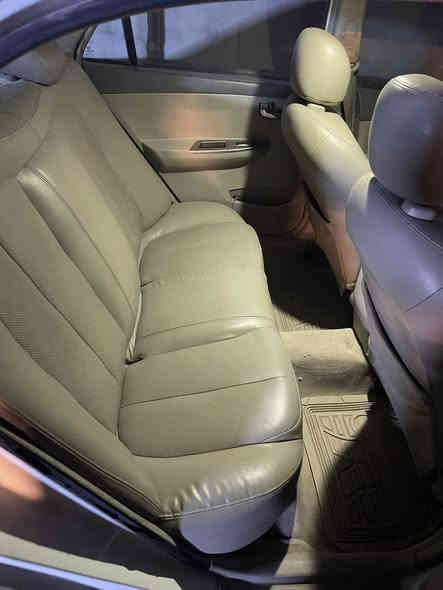 السلام عليكم بي واي دي g3  موديل 2013 بأسمي بغداد تحويل ثاني يوم 
نقصها تبريد وبيها معجون يم قبق البانزين سياره حلوه رقم انكليزي السعر 50 وبيها مجال *********** ( واتساب فقط) اتصل وتدلل تحياتي للجميع
