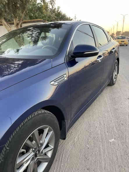 السلام عليكم
كي فايف اوبتيما 

موديل 2020

نص فول 

اشاير مري 

فول تحكمات ستيرن 

حساسات خلفيه 

رادار جانبي 

شاشه اعطال كبيره 

ثلاث انظمه قياده

سياره حادث امريكا خلفي 

جاملغ ولباب 

بجم كبس عل وضع الشركه 

سياره كلش نظيفه ماشيه ٥٩ الف

السعر ١٤١ وبي مجال للشراي

مكاني بغداد

الهاتف ***********
