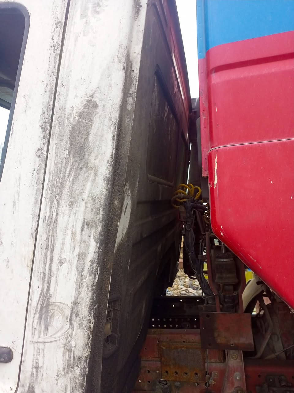 سلام عليكم قماره اتيكو كامله
بغداد 
زيد علي 

***********
***********
