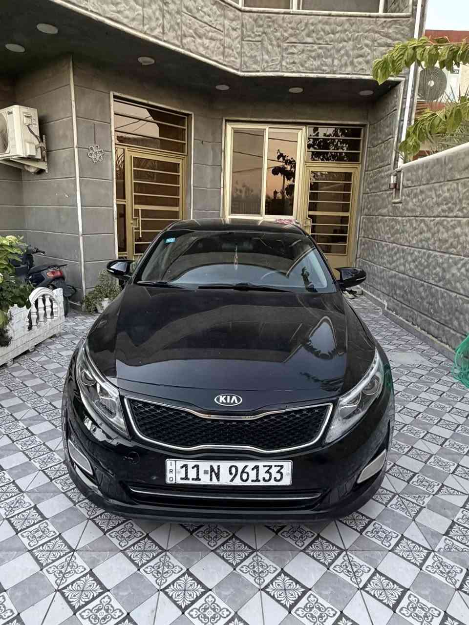 السلام عليكم اوبتما 2015 رقم بغداد باسمي بيها جاملغ و بنيد و باب صبغ  جاهزه تخم تاير صارله سبوع باتري جديد زنون ادامه كامله للمكينه تدفئه تبريد ما ناقصها اي شي السعر 115 وبيها مجال 
***********
