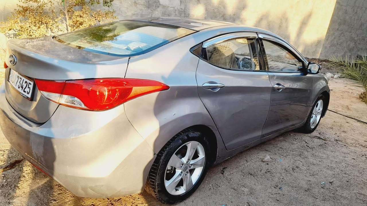 النتر 2015 
مكينه كفاله 
كير كفاله
مكينه اج دي اي 1600 خرسه وجديده
تبريد ثلج
تدفئه نار 
تدفيه بالكشنات
حساسات كامله 
اشاير بالمري 
صدره شرط طوبه ما تسمع طسه ولا صوت شارع
حداديه تخبل 
سياره كامله مكمله 
بانزين بانزين 
كصة جنطه كصه جنطه 
مكانه بغداد او نجف 
متومه وكامله بغداد 
سعره 50 وبيه مجال 
***********
جماعه 46 وجوه لا تتصل ولا تبقه تسولف 
سياره تخبل وسعره يخبل ومكانه يخبل ومتومه بغداد كل عين ما عليه
