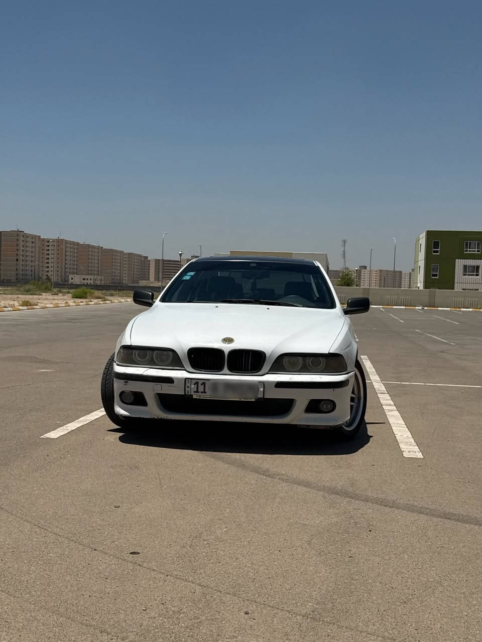 السلام عليكم جميعاً
BMW e39 صقر الشارع ❤️‍🔥
موديل 1997 محدث 2002 
فول فول فول مواصفات للأخير 
بدون ضربة بدون خياس كفالة شواصي لغود گير مكينة جديدات )
( المحرك المرغوب 528 ) السيارة اصل 20 
گير مكينة 528 ‘ 
السيارة 5 بردات بردة خلفية كهرباء فتحة سقف 

كت M كامل 
ويل M 
دوس M 
ترايش M 
دعامية خلفية M 
دعامية امامية M 
درگة M 
كشنات جلد أسود 
كشنات كهرباء 
جام كهرباء 
سنتر لوك قفل وفتح الابواب بصمة 
سوارات امامي متغير اللون على الهاتف 
سقف رولز رايز متغير اللون على الريمونت 
انارة داخلية للابواب والارضية 
انارة اسفل الابواب الخلفية عند الفتح 
مري كهرباء شفط 
شاشة لمس كبيرة 
كامرة خلفية 
داش كام داخلي امامي 
كمبريسر تبريد + بطل + تنظيف وأدامة كاملة للراديتر ومنظومة المياه جديدة صار يومين مسويهن انسى حماوة يعني تبريد ثلج والكمبريسر بيدي فتحتة من مكينة حاوية ياباني يعني لا تجاري ولا تلزيگ ابو الختم دهن قبل 3 ايام مبدل  ليكيمولو + فلتر الدهن + فلتر البانزين + ادامة وتنظيف للنوزلات والبلكات والمجاول والكهربائيات السيارة نگرة تشغل وتطلع بدون متفكر بشي 
ناقصها صبغ فقط لان الكلير محترگ بالجاملغات الخلفية ومخرب شكلها كل هذا وبسعر 83 وبيها مجال وعيوني للشراي
رقم بغداد تحويل مباشر هزة + سنوية جديدة + غرامات صفر للأستفسار أكثر خاص او واتساب 
*********** واتساب فقط 
*********** اتصال فقط بدون واتساب

