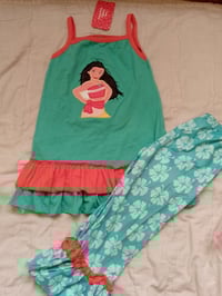 ملابس أطفال • مجموعة • حجز عالخاص