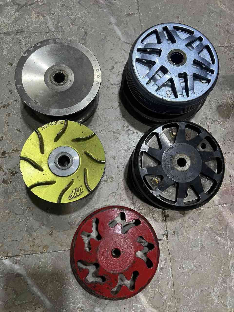 غراض للبيع وياله سكنس كلجات سكنس وماكس للبيع الموشراي لا يراسلني او مراوس بغراض سكنس صدر ودبلات خلفيه


**إذا كنت صاحب هذا الإعلان وتريد حذفه لأي سبب، رجاءا أرسل رسالة إلى الدعم الفني**