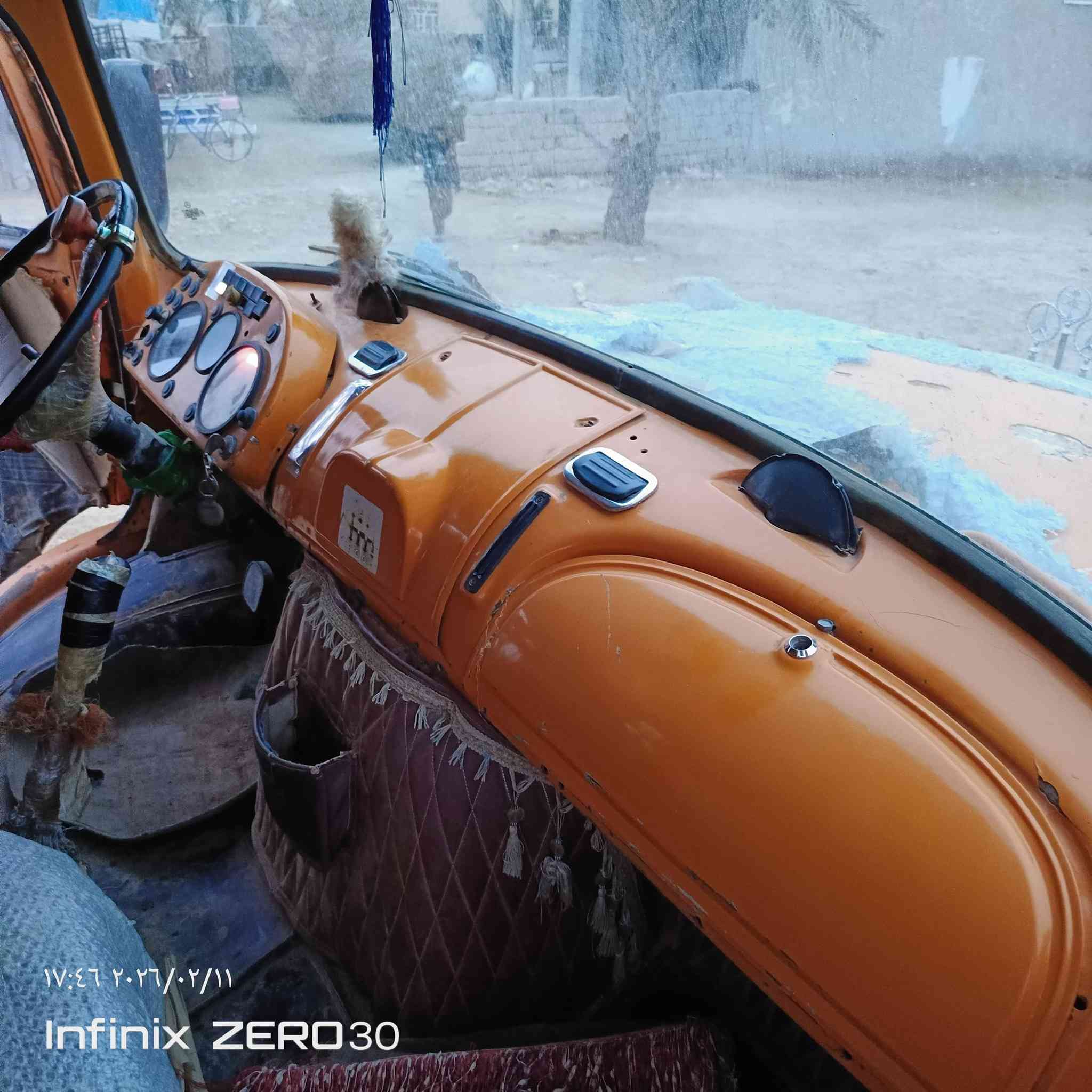 السلام عليكم قجمه للبيع موديل 81 سياره تانكم غلو ه جاهزه رقم انجليزي انبار ابسمي سنويه ال 30 مكينه55 كير 25 استفسار رقم ***********
