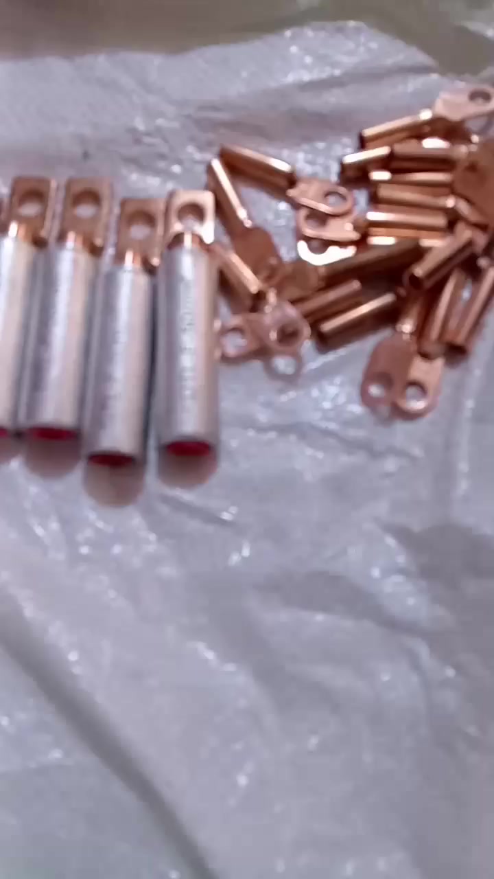 قاطع مع ترامل حجم القاطع ابو ٢٥٠ ثلاثي ترامل ابو ٥٠ وترامل ابو ١٠ سعر القاطع ٣٠ الف الترامل عدد ١٠ ابو ٥٠ وابو ١٠     ٣٠ واحد مكاني ميسان المجر ***********
