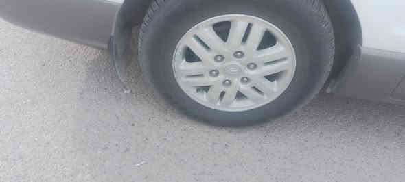 السلام عليكم ورحمة الله وبركاته يوجد تخم الويل البيع ملت سياره ستاركس 18 
سعر خاص ***********
