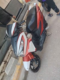 هوندا 19.السعر 700  الف. 07800088400