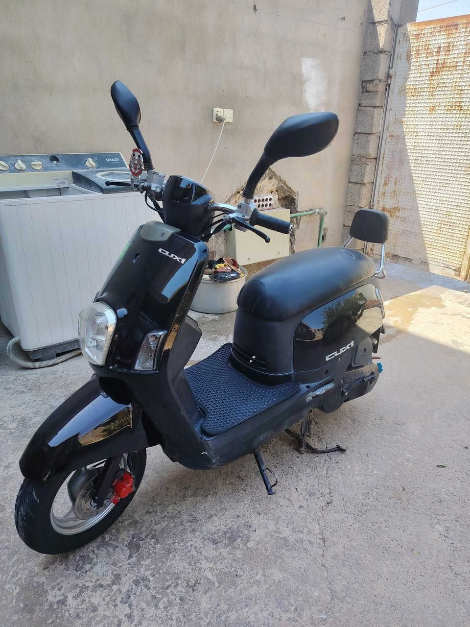ياالله دراجا البيع بوليس خير من الله مواصفات فول كلشي ما ناقصه
بوشه 49 السعر 800 وبيه مجامل مكان ديالى كاطون الرازي
الرقم ***********
