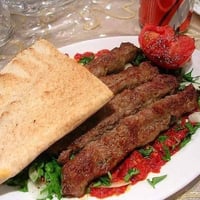 مطعم السجاد • أكلات شعبية • توصيل