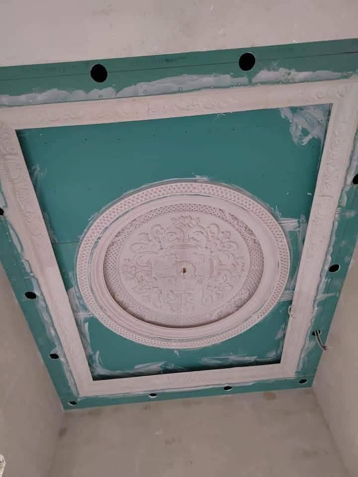 السلام عليكم
عمل ديكورات داخليه ونقوش مغربيه وكافه أعمال الديكور اسعار تنافسيه وشغل درجه اولئ راسلني او اتصل
***********واتساب
*********** واتساب
