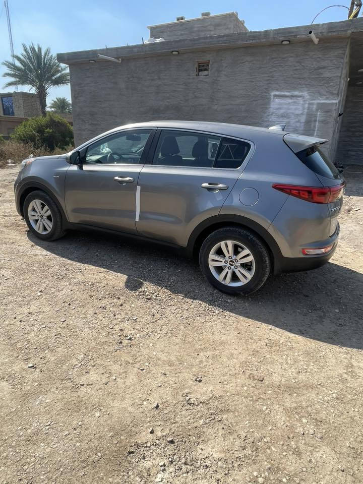 سبورتج امريكي بياه ٣ قطع بدون دواخل محرك ٢٤٠٠ محرك كير حداديه مكفول تخم تاير سياره جاهزه رقم جديد هاذ سبوع جددت بسمي سياره بغداد  عنوان صويره ***********سعر ١٣٨ بيها مجال
