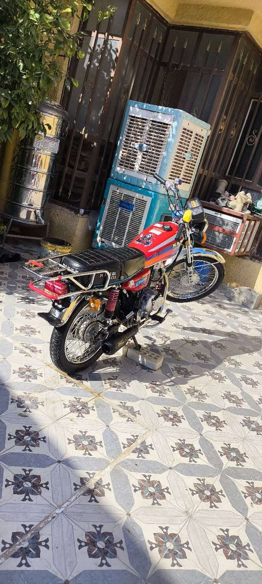 نامه موديل 25 مكفوله من كلشي مكينه خير من الله مامفتوحه اوراق سكنر السعر 700 بيه مجال  بسيط مكاني ديالى بعقوبه (***********) واتساب فقط
