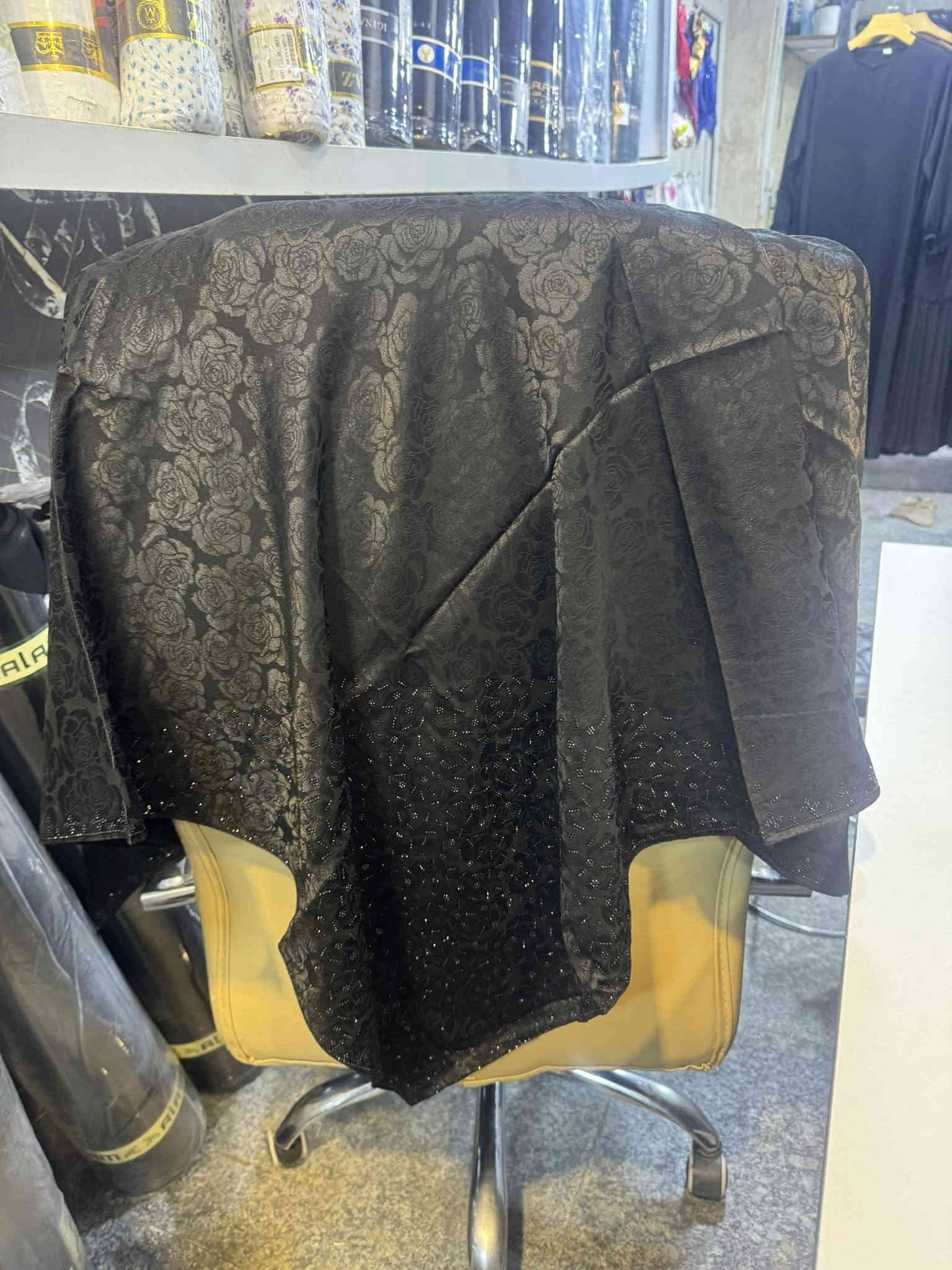 ✨ أحدث الحجابات النسائية ✨
ألوان وتصاميم تناسب كل الأذواق 🧕💖

📍 حي النقيب، قرب شركة زين مقابل حلويات عماد الشكرجي
📞 ***********

💫 خلي أناقتك تبرز مع كل حجاب! 💫
