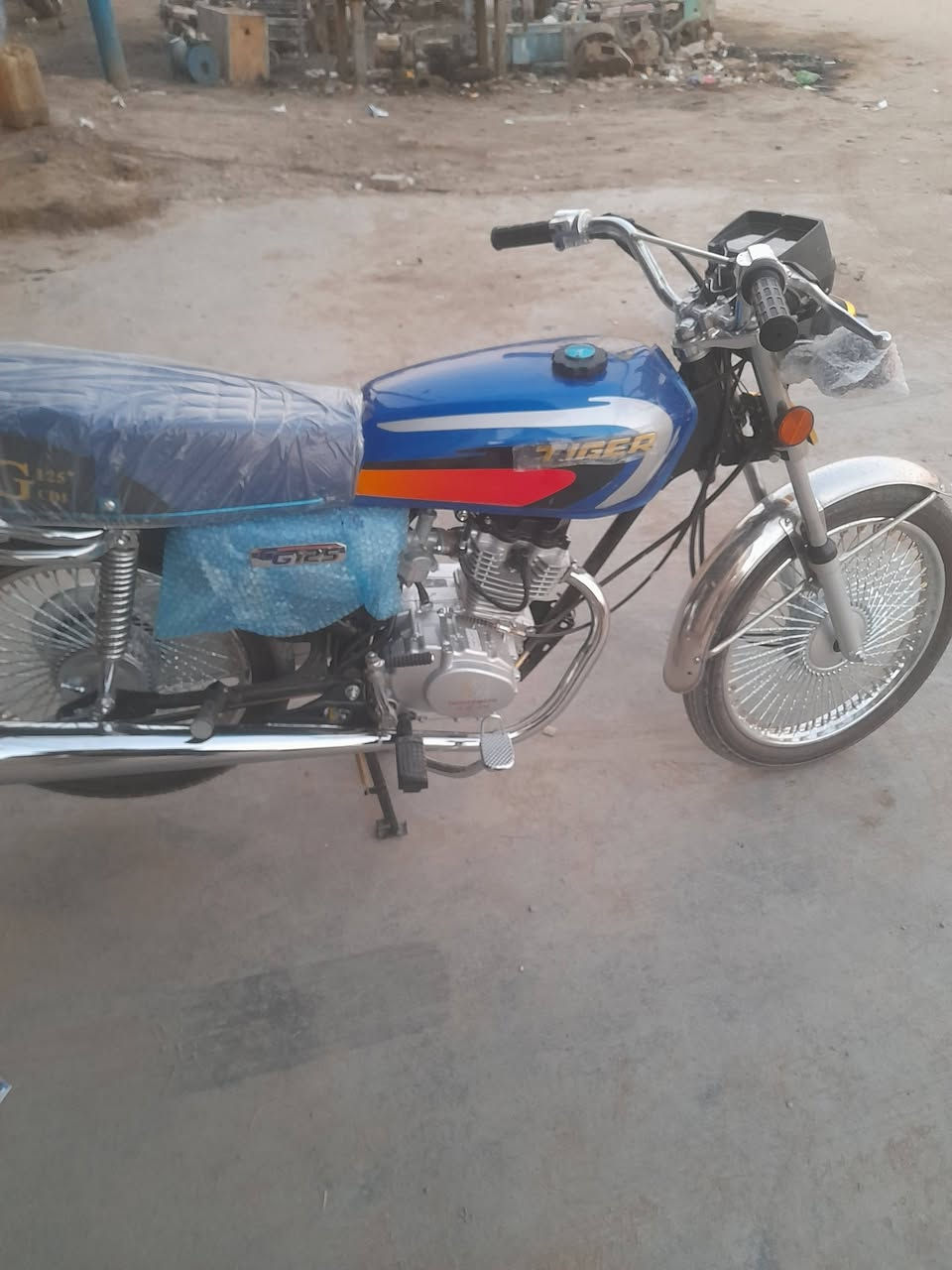 دراجه تايكر ٢٠٢٦ صار يومين من طالعه 
السعر 800 وبيه مجال
***********
مكان جبله
