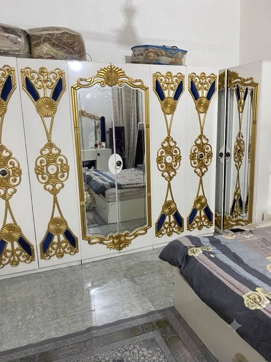 غرفه تركيه 8 قطع لضرر الي بيها بس نقص يدات ميز التواليت وكم وحده من الكنتور وجديده الغرفه   نضيفه  سعرها 575 وبيها مجال. العنوان النجف طريق يا علي عمود 192


**إذا كنت صاحب هذا الإعلان وتريد حذفه لأي سبب، رجاءا أرسل رسالة إلى الدعم الفني**