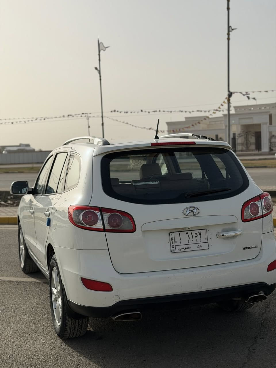 سنتافي 2011 V
كشنات جلد
فتحه سقف 
بصمه 
فول واحد على واحد
للأستفسار على الارقام التاليه
***********
