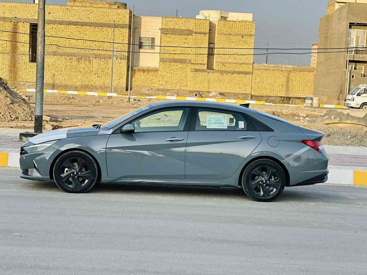 اللهم صلي على محمد وآل محمد 
ألنترا 2021 ذي قار معوقين
ضرر جاملغ وبنيد فقط
محرك 2000
شاشه 
كاميرا 
تحكمات
سياره جاهزه وجديده
كير حداديه تبريد
ماشيه69000mi
(مكاني ناصريه )
السعر 135 وبيها مجال
***********
