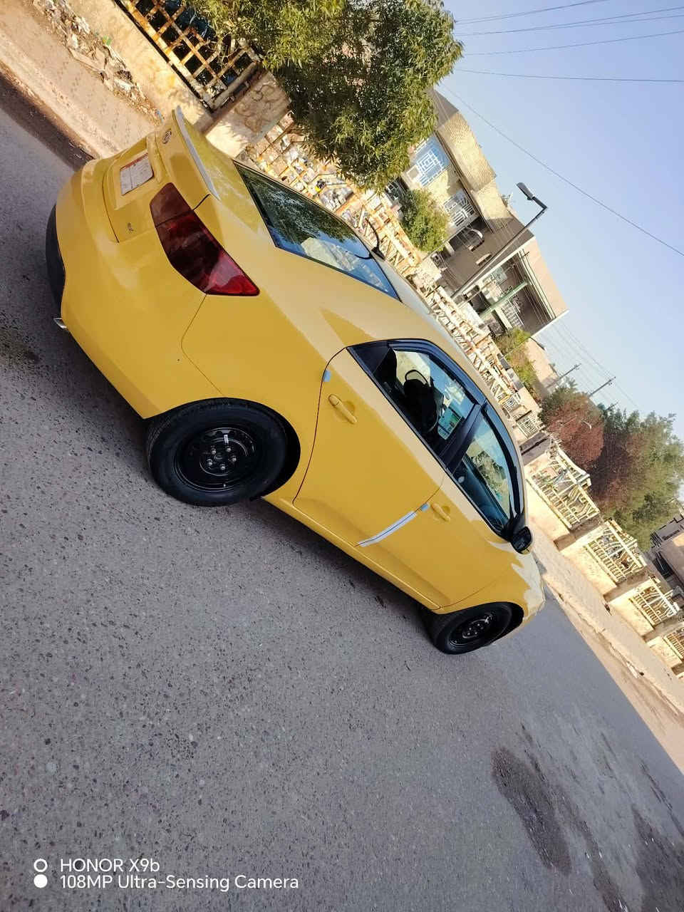 السلام عليكم
كيا فورتي موديل 2013  سياره نص فول وارد أمريكي حادثهه جاملغ  محرك 2000دوش المرغوب كير صدر  تبريد ثلج السياره تبريد ثلج تخم تاير جديد     ومكاني بغداد كير محرك مكفولات السياره جاهزه من كلشي رقم دولي ديالى حلوه الشراي يتصل اني مكلف السعر86مجال بصيط مكان السياره بغداد الرصافة‏‪‏‪***********‬‏
