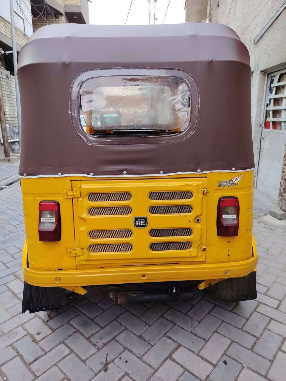 سلام عليكم تكتك موديل 2019 مرقمه تحويل بسمك لا تنقيص ولا تبخير السعر 4ملايين عنوان مدينه صدر قطاع 18 يريدها اتصل ***********
