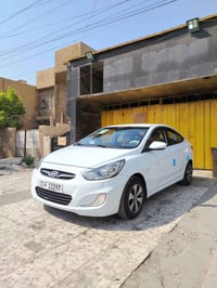 سلام وعليكم اكسنت ٢٠١١مكينه ١٦٠٠قطرتين سياره جاهزه من كلشي بيه فقط بار...