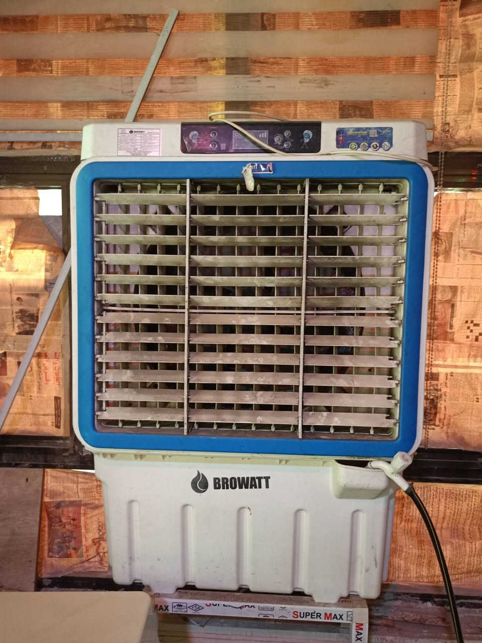 سبالت عمودي 3طن العدد3 مستخدم شغالات ع الشرط السعر 350 الواحد
مبردات عدد 4 شغلات ع الشرط 
*********** سماوه شارع الشعبيه
