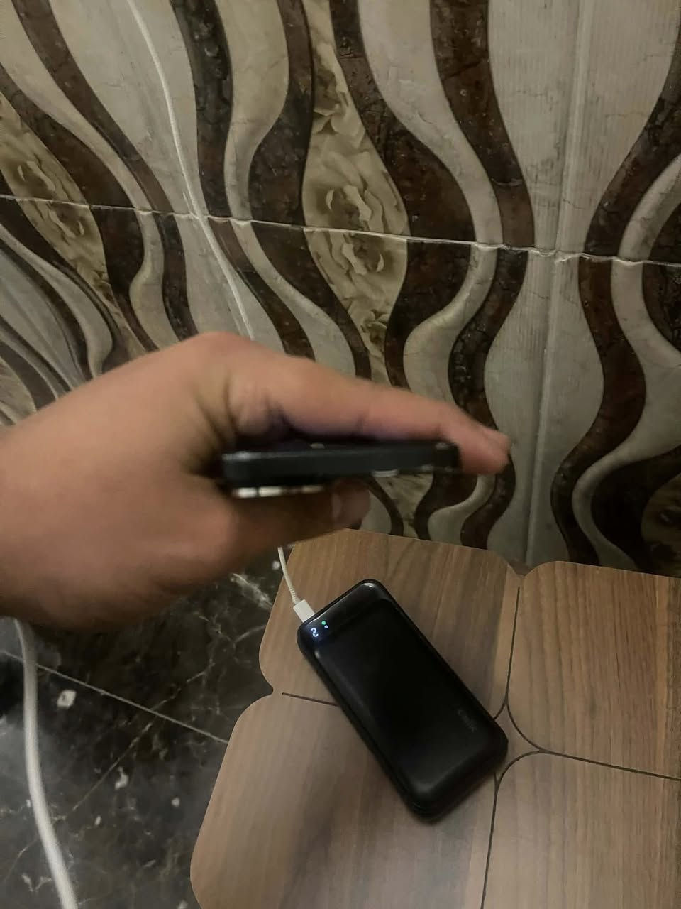 ايفون 15عادي 128 بطاريه 88 جهاز ضهر مكسور وكبسه تعلي تشكل جهاز كدامكم مثل ما موضح ب صور لحد يكلي شبيه كارتون ملحقات كامل جهازززززز دبلل سيمم سعر الجهاز 550 
***********
مدينه الصدر الاورفلي
