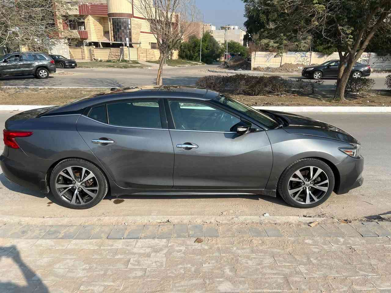 السلام عليكم

مكلف بالنشر

نيسان مكسيما للبيع

الموديل 2017

مواصفات

النوع : PLATNUM PACKAGE فول 1/1

محرك 3500

بصمة تشغيل

بصمة ابواب

تشغيل عن بعد

لايت زينون

حساسات امامي و خلفي

ردارات امامي و خلفي

كامرات 360 درجة

سقف بانوراما

مرايات اشارة

حساس بالمري عند التجاوز او الاقتراب

كشنات جلد

كشنات تدفأة وتبريد

كشنات كهرباء

تحكم ستيرن

تدفأة بالستيرن

تبريد قطعتين

مانع انزلاق

قيادة ذاتية

تنبيه اصطدام

توقف ذاتي

تثبيت سرعة

وضعيتين للقيادة نورمال + سبورت

جام اوتو

لد دشبول

نظام الملاحة والخرائط

ابل كار بلاي

تحكم شاشة ماوس + لمس

ثلاث منافذ للطاقة امامي وخلفي

سماعات بوس

كتلوكات وارضيات

وباقي المواصفات المعروفة

ماشية 90300 الف كيلو

كفالة الگير

كفالة المحرك

الضرر چاملغ  وبنيد عكس السايق فقط

رقم اربيل بأسمي

للاتصال

***********
