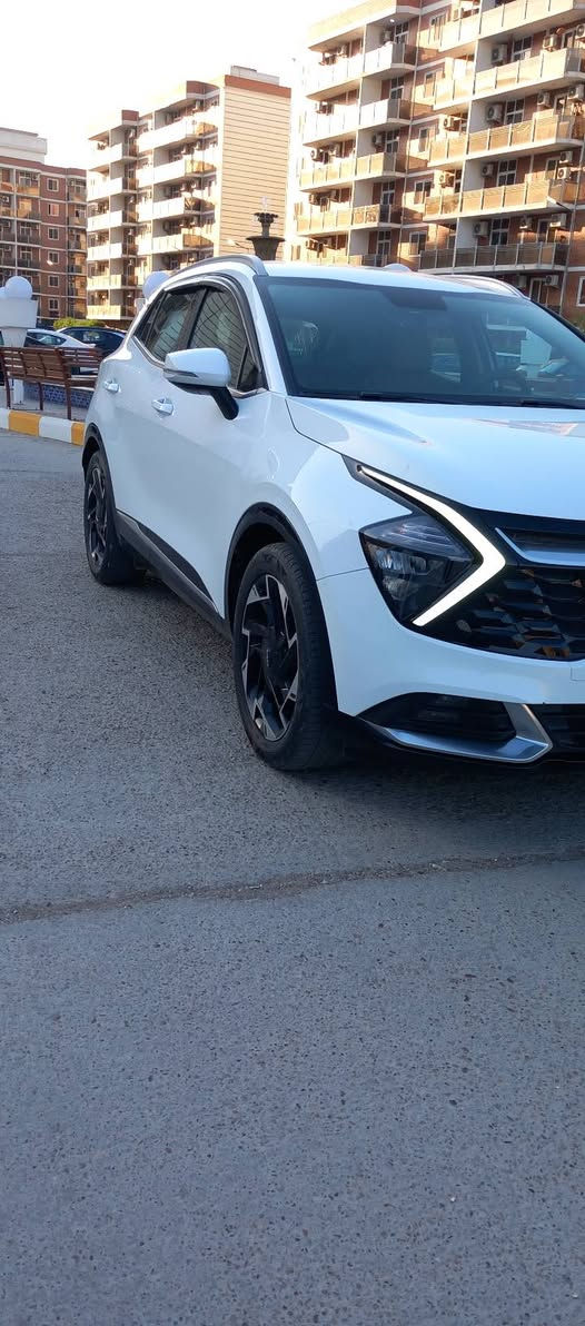 سلام عليكم كيا سبورتج 2022رقم بغداد ابسمي للبيع او مراوس حسب القناعه
السياره مكفوله على وضع الشركه من محرك كير صبغ تبديل بارد 
السياره ماشيه 46 الف كيلو متر 
مواصفات السياره فول عدا بنروما مواصفات بلاك اسود 
/السياره محرك 2000 دوش /حساسات اماميه وخلفيه / بصمه / كشنات تدفئه / ستيرن تدفئه / كشنات السايق والراكب كهرباء / فول تحكمات ستيرن / شباك امامي بيانو بلاك مع الداخل بيانو بلاك / شاشه/ نضام وضعيات قياده  / تشغيل عن بعد / لايت زنون مع Led / بك لايت خلفي Led /  سايد بريك كهرباء  /  الكشنات مغلفه /وباقي مواصفات السياره معرفه 
والسياره  وضع الزيرو 
سعر السياره 213 ورقه وبي مجال انشاءالله 
مكان السياره بغداد 
رقم تلفون ***********
