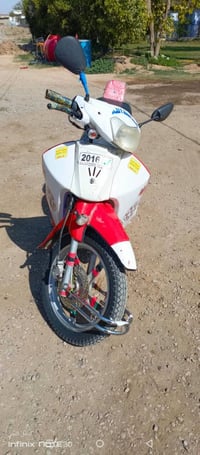 ، ماطور سرفيس للبيع  ماطور نضيف حيل مابي لاتبخير ولا دخونه صوته ناعم ا...