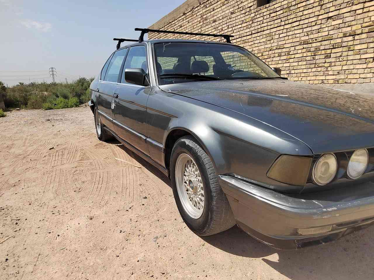بي ام 735   رقم نجف انكليزي باسمي
موديل 1991     السياره بدون ضربه
معمره ومصبوغه عام
كير ومحرك  مابيهن شي     حداديه زينه
تبريد  ما اعرف شبي  مواصله كهرباء
مكاني نجف  
معروضه  45  
***********
