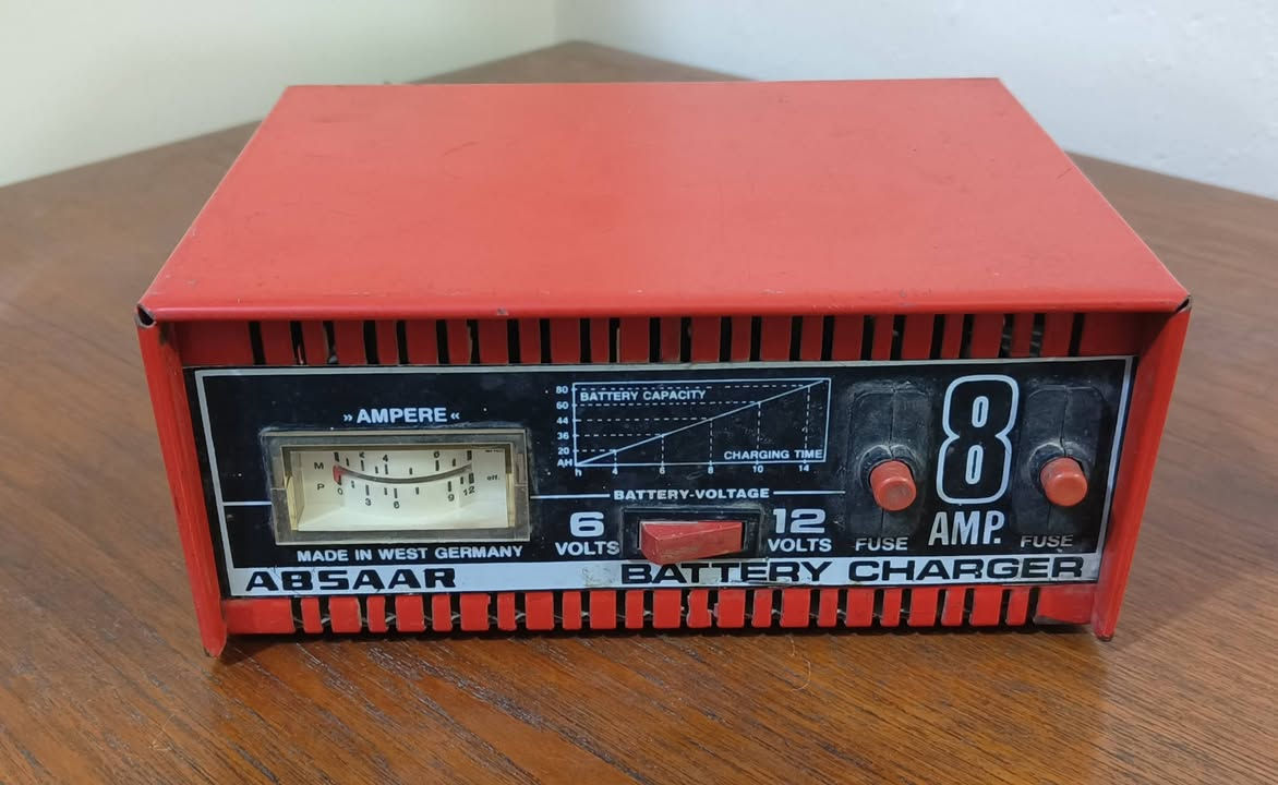 شاحنة بطاريات ابسار صناعة المانية 
تشحن بطاريات 6و12 فولت بقدرة 8 امبير
نظام حماية مزدوج 2 فيوز
مكاني بغداد ساحة عدن يوجد توصيل لجميع المحافظات


**إذا كنت صاحب هذا الإعلان وتريد حذفه لأي سبب، رجاءا أرسل رسالة إلى الدعم الفني**