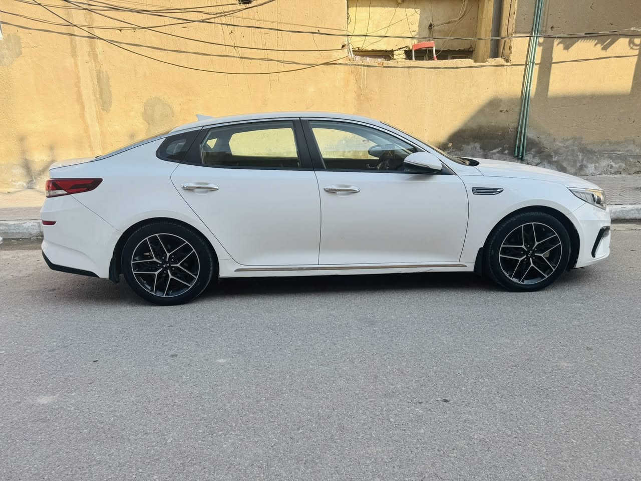 من رخصة الادمن السلام عليكم كيا اوبتيما للبيع 2019
مكفوله كفاله عامه رقم واسط خليجي
السعر على الرقام

‭***********

‭0780 411 9756‬
