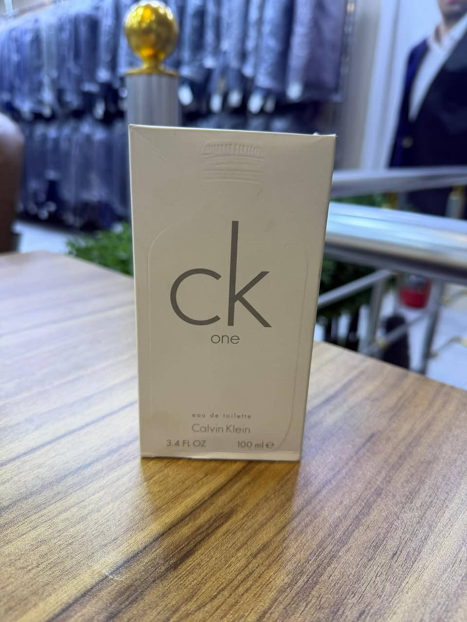 السلام عليكم
سوفاج الكسير كوبي ماستر مستخدم كم رشه سعره 50 الف
و CK اصلي ممفتوح سعره 45 الف 
الاسعار بيهن مجال


**إذا كنت صاحب هذا الإعلان وتريد حذفه لأي سبب، رجاءا أرسل رسالة إلى الدعم الفني**