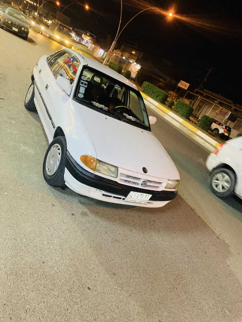 الغوالي
استرا صندوق مرغوب ابيض 🚙
موديل 95 ام الايرباك 🪬
محرك 16 قايش عريض مرغوب 👌🏻
سنويه جديد رقم كركوك  دفتر بانزين بيهه 
غرفته تخبل   كشنات جلد  دشبول بل جيس 
بطاين نضيفات  محرك شرط كهربائيات شغاله 
شرط تحويل سعرهه 47 وبيها مجال 
***********
