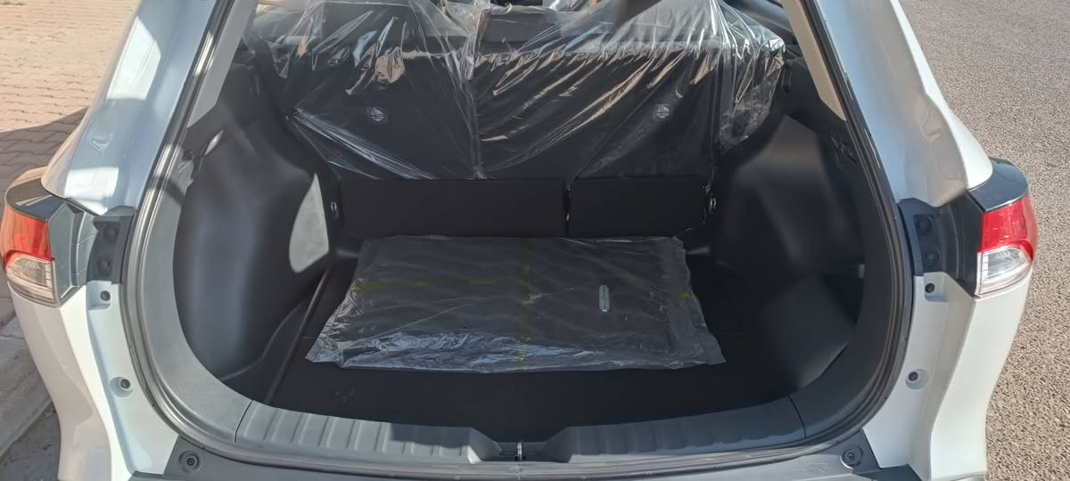 للبيع تويوتا كورلا كروس هايبرد 2024 رقم سليمانيه فووول مواصفات فتحة سقف
ماشية 30 الف
بصمة تشغيل
هاند بريك دكمه 
اوتو هولد 
رادار
مثبت سرعه ( قيادة ذاتي
كفالة عامة، بوضع الشركة
تحويل مباشر
السعر : 198 وبيها مجال بسيط 
مكان السيارة كركوك
للاستفسار *********** كركوك, العراق
