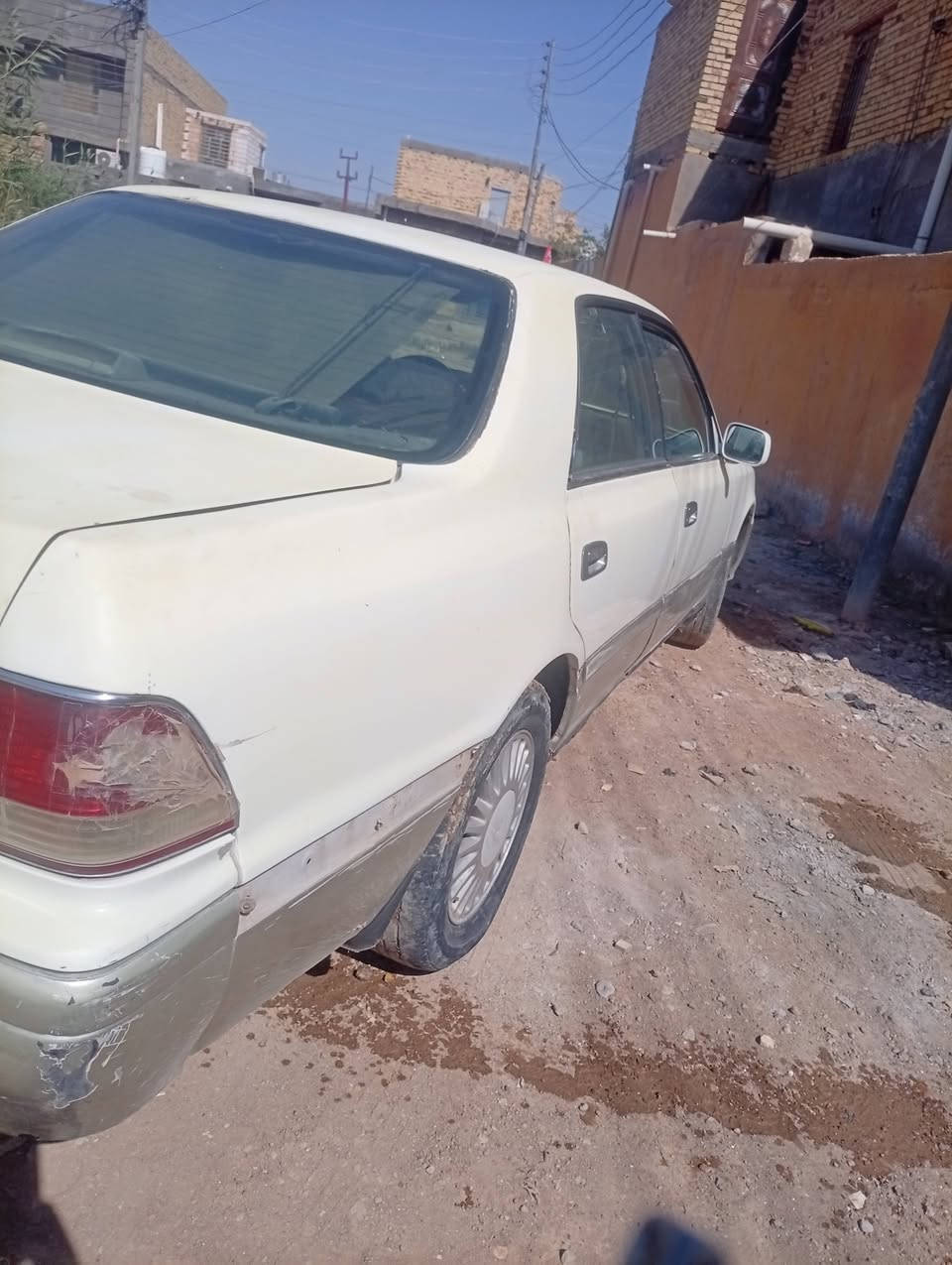 راس ثور للبيع   سياره جاهزه  من مكينه وكير وحداديه  وكهربايات كله شغاله  تبريد رقم انكليزي  سنويه لل30  لستفسار  على هاذه رقم *********** سعر 60 وبيه مجال  للشراي بيه خير ويدلل

