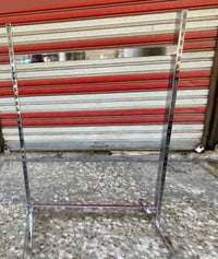 استاندات • عرض • حجز