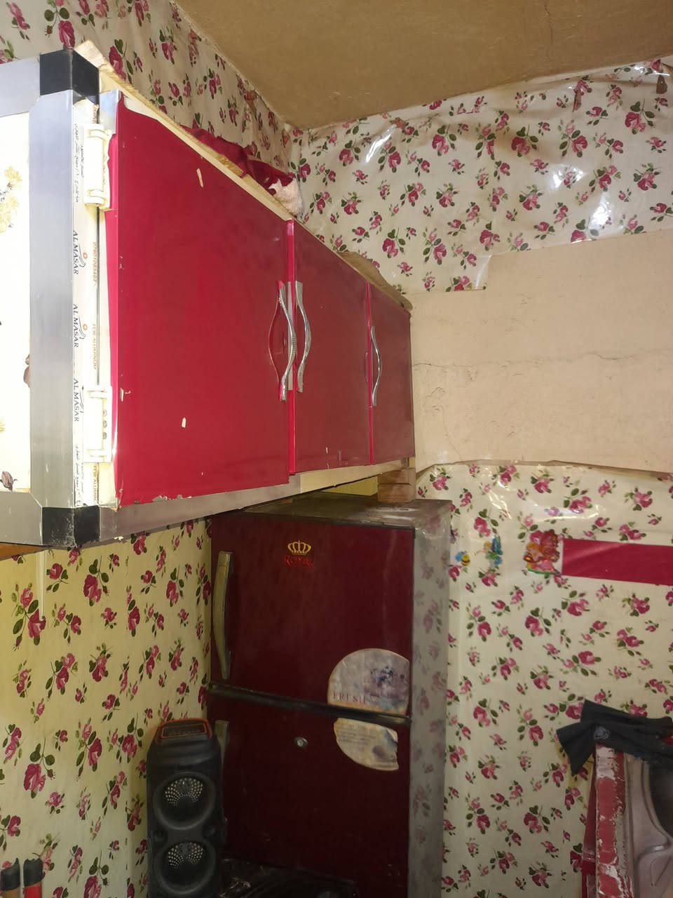 غراض للبيع طباخ٥عيون +كاونتر تعليك+كاونتر سنك+المطيحة شارع الجواخير ***********
