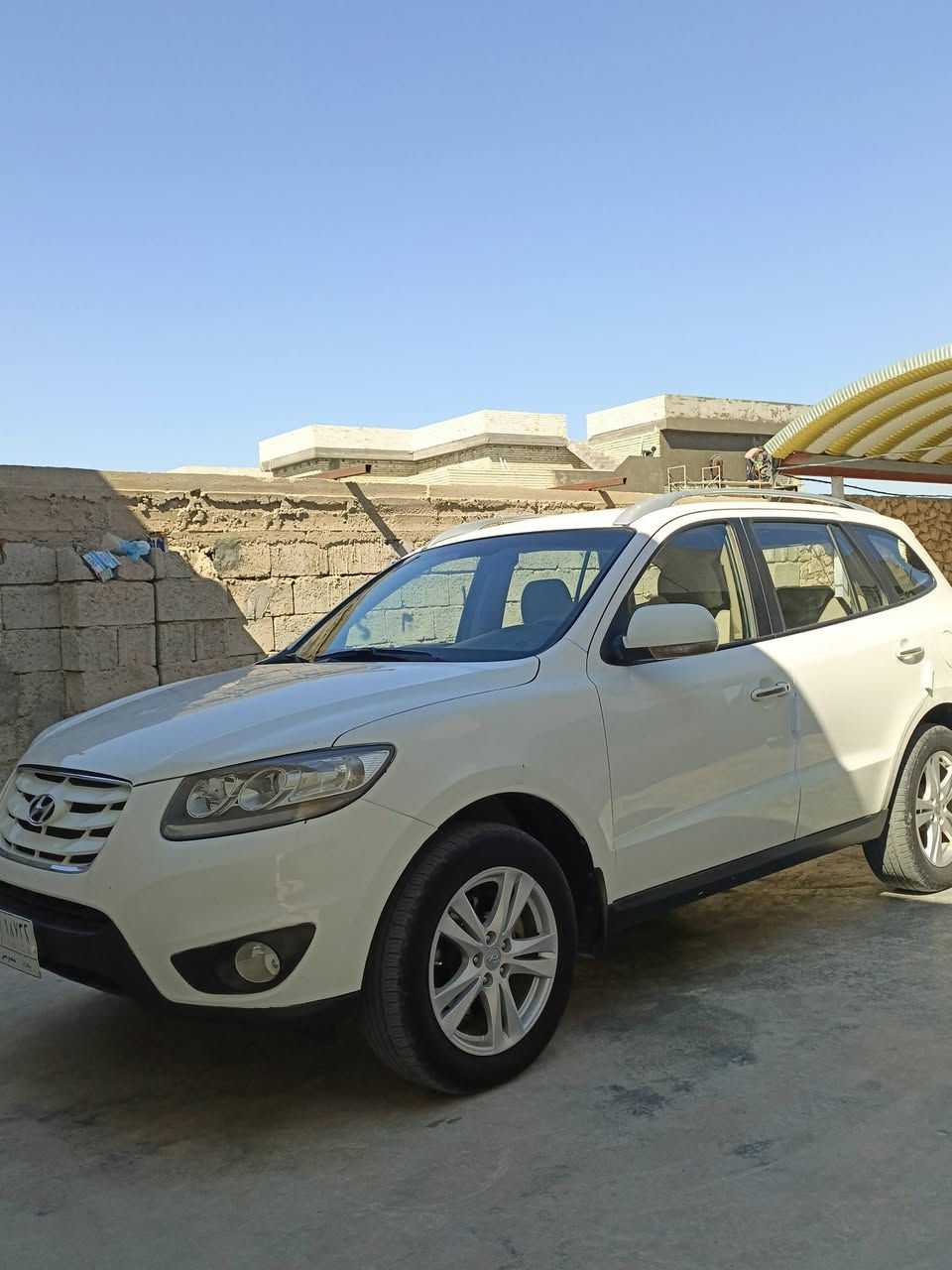 السلام عليكم سنتافي موديل 2011 سيارة مكفوله كفاله عامه سيارة فول مواصفات.  ماعده سويج7 راكب 6 سلندر بنرامه رقم بغداد العنوان بغداد التاجي *********** سعر 163 بيهه مجال
