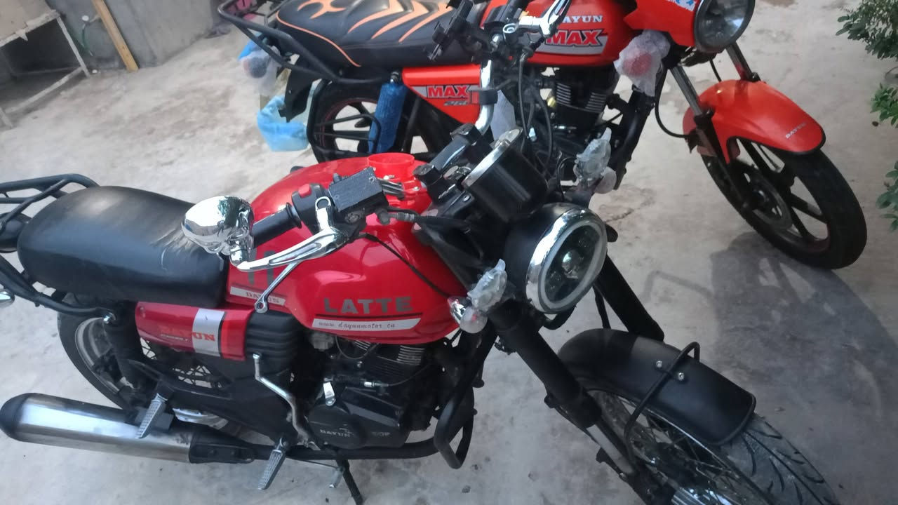 بيع أو مراوس بدايوان أو فرق/// لايتي موديل 20 أوراق أصولية جدد دراجة حلوة وجديدة// السعررر 1250 //العنوان كوت الدجيلي// ***********
