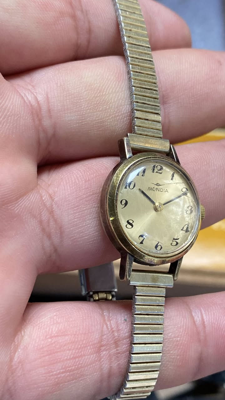 البيع/ ساعه فنتج كوك شرط شغل 

نظافه 90% السعر 35 الف معا توصيل


**إذا كنت صاحب هذا الإعلان وتريد حذفه لأي سبب، رجاءا أرسل رسالة إلى الدعم الفني**