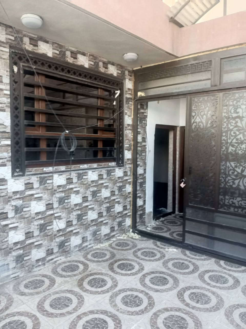 بيت الايجار نظيف 100متر قاط ونص بيها  3غرف مكان حريه شارع لفات سعر ايجار 200الف


**إذا كنت صاحب هذا الإعلان وتريد حذفه لأي سبب، رجاءا أرسل رسالة إلى الدعم الفني**