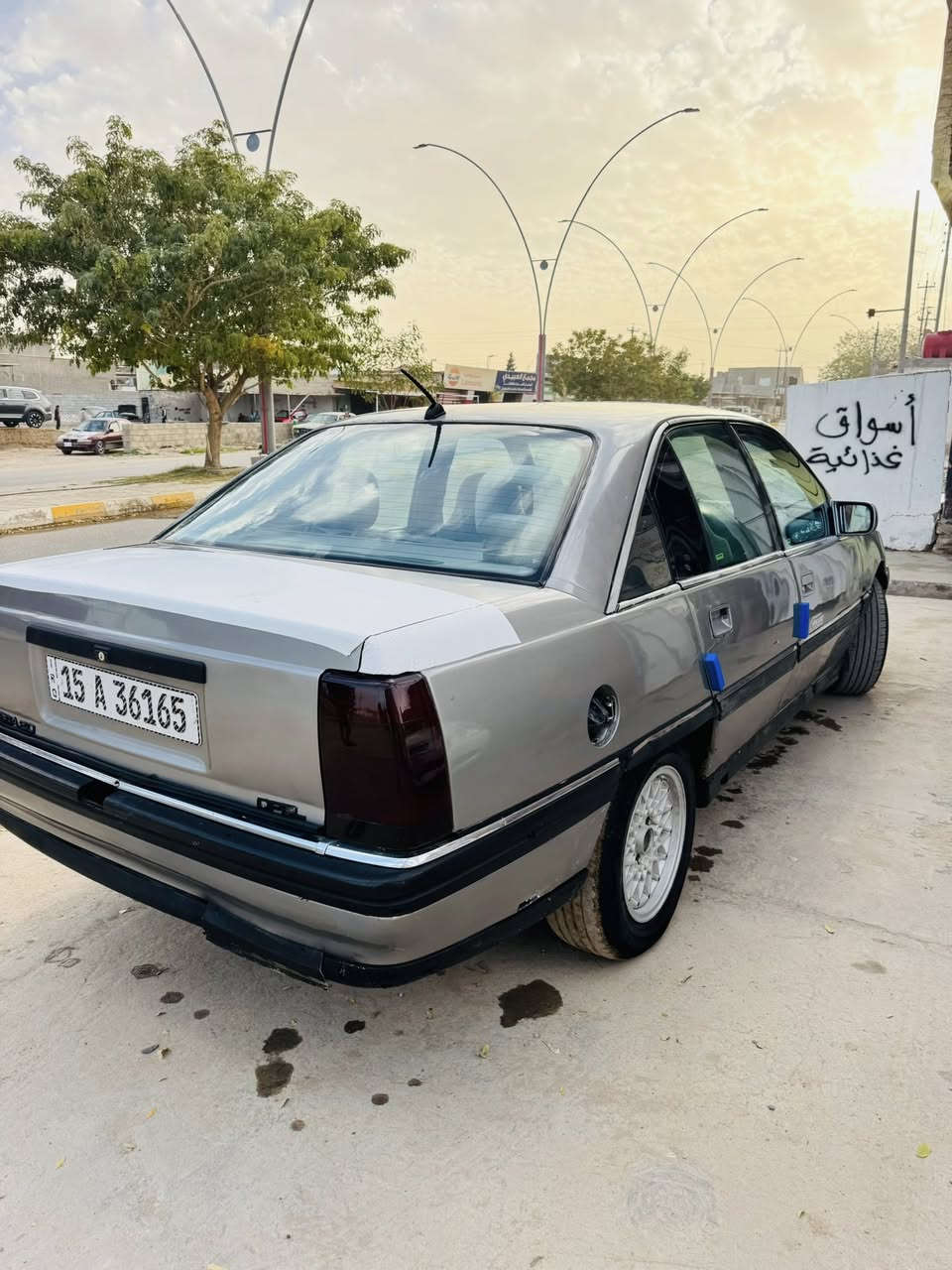 السلام عليكم
اوبل اوميكا للبيع موديل 93 تحويل مباشر سنويه لل30 هزه جديده سياره معمره وحلوا ولباقي عل فحص السعر 30 وبيها مجال بسيط 
لاستفسار خاص او لاتصال عل رقم ***********
