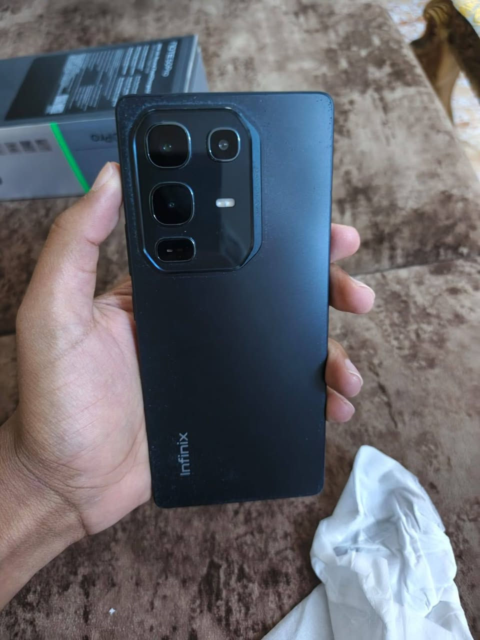 انفنكس نوت 50 برو
نضافه 95%
ذاكره 256 عشوائيه 16 
 اندرويد 16 احدث اصدار 
ويا كارتونه وشاحنة اصليه وشاحن لاسلكي 
سعره 280الف وبي مجال أو مراوس بايفون
مشمول بتحديث اندرويد 17 و18
مكان فلوجه


**إذا كنت صاحب هذا الإعلان وتريد حذفه لأي سبب، رجاءا أرسل رسالة إلى الدعم الفني**