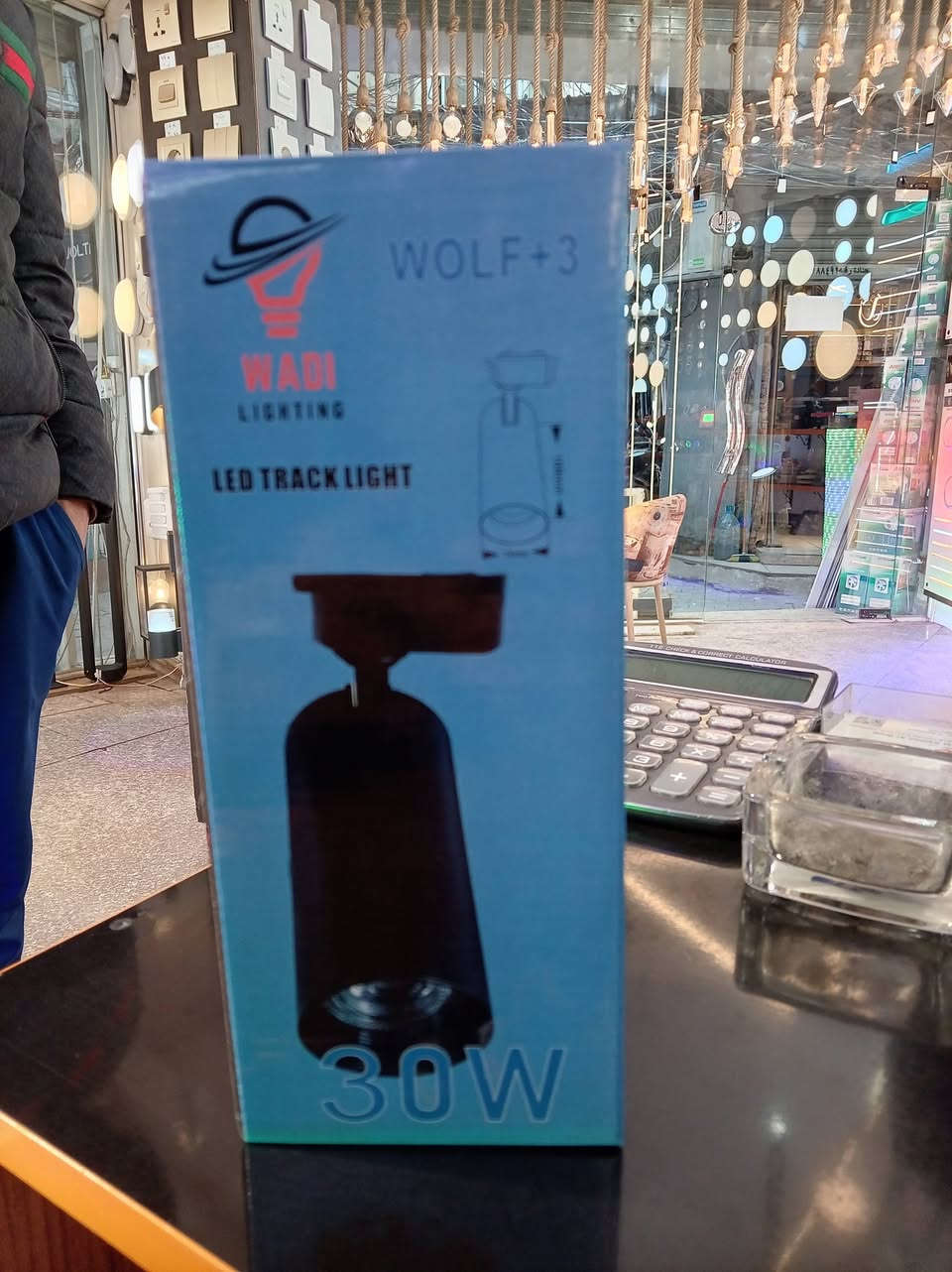 تراك لايت ألوادي  30 واط 3cct ضمان سنتين #عكد_النصارى  #مشاركة #بغداد @إشارة


**إذا كنت صاحب هذا الإعلان وتريد حذفه لأي سبب، رجاءا أرسل رسالة إلى الدعم الفني**