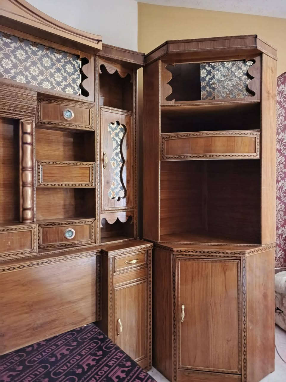 غرفة خشاب للبيع
جديدة ما مستخدمه
٥ قطع - عراقي
نضافة ١٠٠%
الموقع : عامرية الفلوجة 
***********
