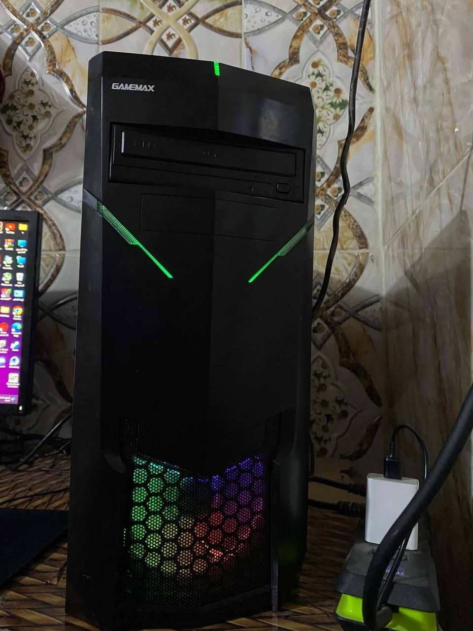 السلام عليكم pc الـبيع السبب
طالب جامعي مافارغ اشـــغلها
صالها 5 اشهر عدي مستخدمها قليل مواصفات  االقطع وسـط
معـالج I5 7500
كارت شاشه rx 590 8g
باور سبلاي 500
هاارد SSD 1T + HHD  500
رامات 16 . هرتزيه 3200
مذر بورد PRIME H270-PRO
ويا سماعات خارجيه USP
الكيس 3 Fan
 واتسأب ***********

السعر 470 مكاني كربلاء
