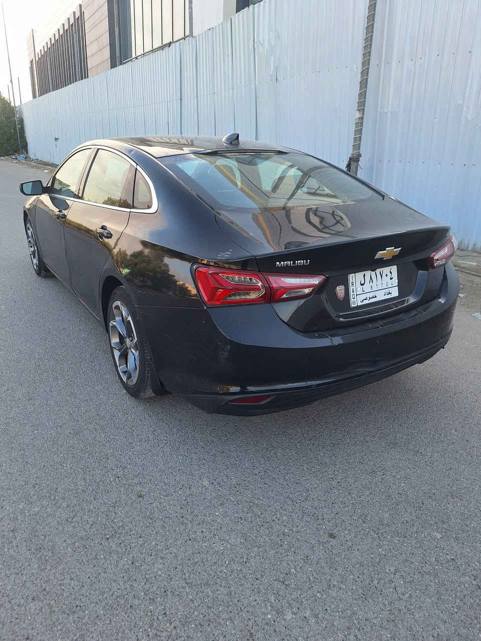 السلام عليكم شوفر ماليبو  LT 2020   فول  للبيع 
حادثه   جاملغ وبابين  بدون دواخل موضحه صور الحادث
محرك  وكير  مكفولات 
تبريد ثلج ثلج  تدفئة 
حداديه صدر نظيفه جدا جديد 
مواصفات فوول معروفه  LT 
السياره نظيفه ماشيه 81
رقم بغداد ألماني  سنويه مجدده لل 27  تحويل مباشر 
السعر. 105
***********
***********
